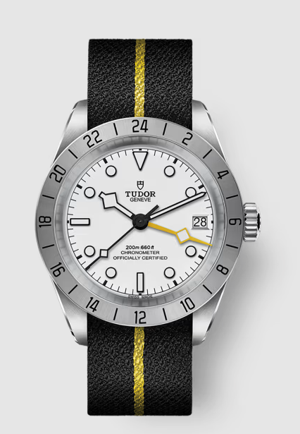 Replica Tudor Black Bay Pro M79470-0005 watch